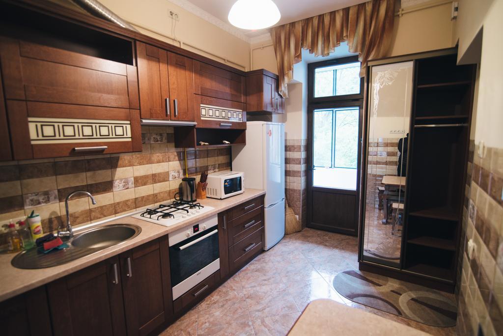 Apartment On Bernarda Meretyna Lvov Exteriér fotografie